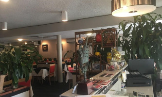 Hot Wok inside