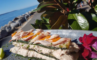 JJ's @ The Marina food