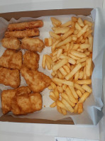 The Captain's Table Fish & Chips food
