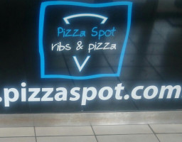 Pizza Spot logo