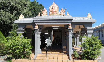 Shri Shiva Vishnu Temple outside