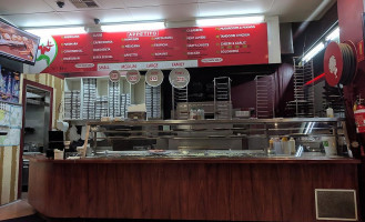 Appetito Pizza inside