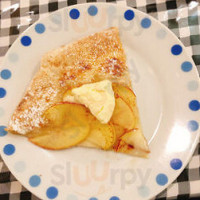 コンパーレコマーレ food