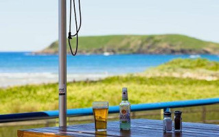Surf Club Restaurant Bar outside