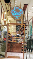 Vanilla Bean Cafe and Restaurant outside