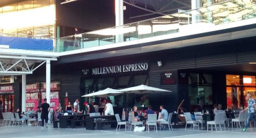 Cafelife outside