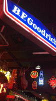 Fat Bob's Bar & Grill outside