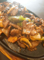 Yang yang noodle & dumplings food