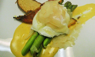 Chris' R&b food