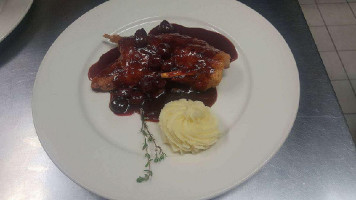 Chris' R&b food