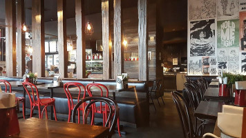 Grill'd Point Cook inside