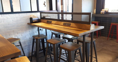 Carl's Jr. Redbank Plains inside