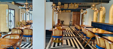 Restaurant Sasya By Chef Pillai kollam inside