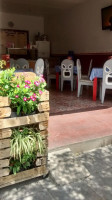 Blue Moon Cafe outside