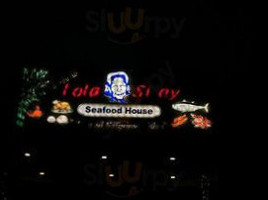 Lola Sisay Seafood outside
