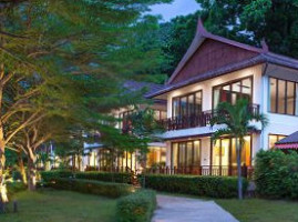 Sawasdee Restarant Pp. Erawan Palms Resort outside