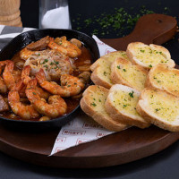 Bigby's Cafe And food