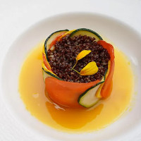 Yáng Míng Chūn Tiān Wén Chuàng Yuán Qū drink