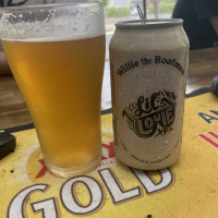 Broadway Hotel Parkes drink