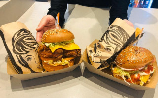 Pattysmiths Murdoch drink