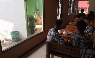 Hey Joee Coffee Pati inside