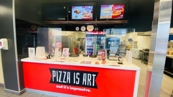 Pizza Hut inside