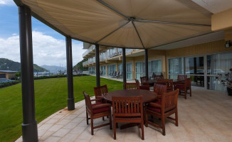 Picton Beachcomber Inn