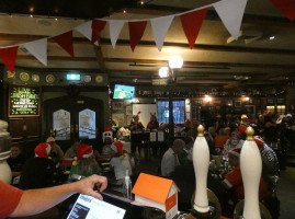 Rose Shamrock inside