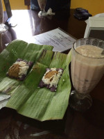 Aling Taleng’s Halo Halo drink