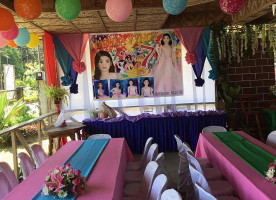 Kitoy's Seafood And Grill Exterior