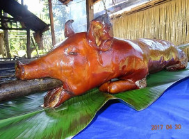 Omie's Lechon (rommel Duetes) food