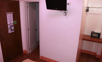 Badladz Beach And Dive Resort drink