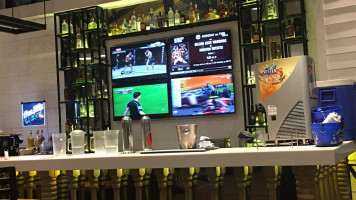 Gerry's Grill inside