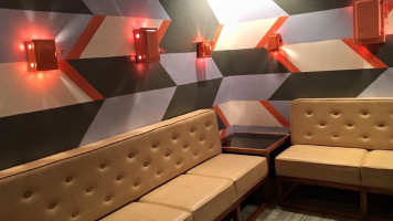 8.88 Restaurant Ktv Bar drink