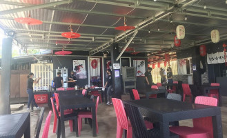 Hashi Mountain Resto outside