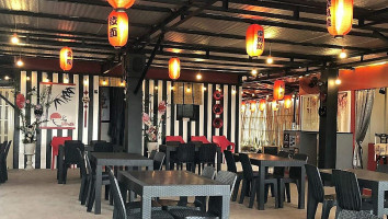 Hashi Mountain Resto inside