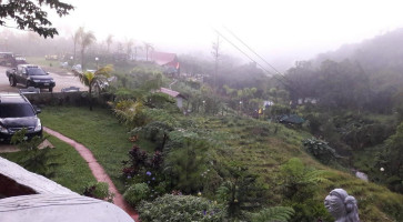 Km 90 Eco Park And outside