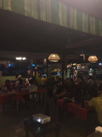 The Avenue Grill inside