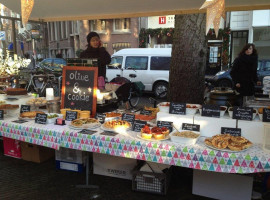 Olive And Cookie inside