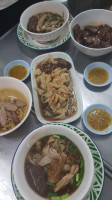 Tung Sui Heng Pochana (stadium One) food