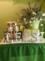 Leesh Sandwich drink