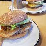 Burgerfuel Sydenham food