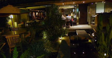 Fù Jǐn Jiē No.108 Outside