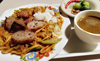 Micosjhaiyam Lomi food