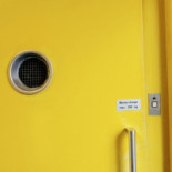 The Pie Monger outside