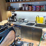 Pitalicious Shawarma Lrt Quirino Branch Dentro