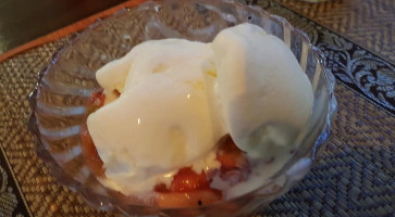 Four Black Pizzeria Coffee House food