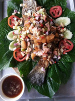 ร้านอาหารอ่าวไทยซีฟู้ด กุยบุรี food