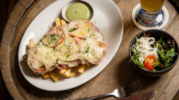 Bob's Steak & Chop House food