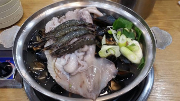 덕현칼국수 food